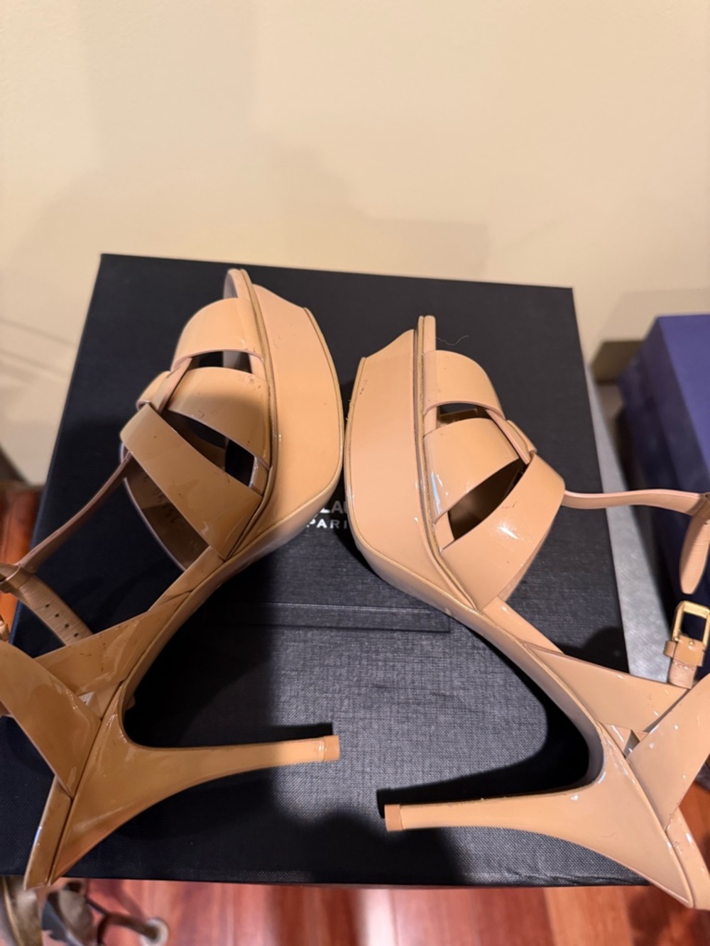 YSL Nude Patent Platform T-Strap High Heel Sandals - Picture 7 of 12